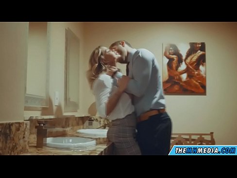 ❤️ Wenn eine vollbusige Blondine dich in einer öffentlichen Toilette verführt ❤️❌ Super porn bei uns de.hentaibar-com.ru ❤